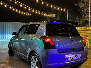 Suzuki Swift foto 3