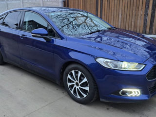 Ford Mondeo foto 3