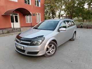 Opel Astra foto 1