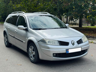 Renault Megane foto 1