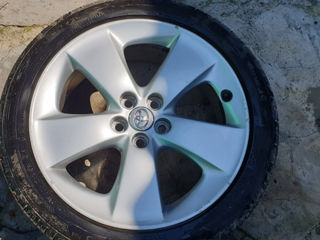 215/45 R17 Toyota Prius 30 -20 foto 2