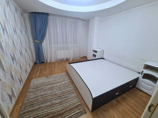 Apartament cu 3 camere, 94 m², Botanica, Chișinău foto 6