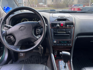 Nissan Maxima foto 9