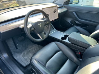 Tesla Model 3 foto 7