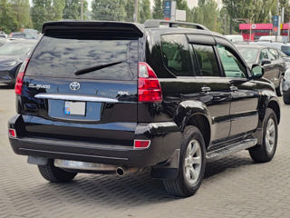 Toyota Land Cruiser Prado foto 3