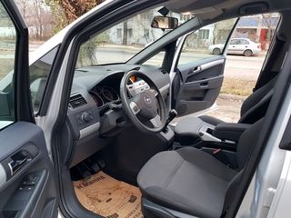 Opel Zafira foto 5