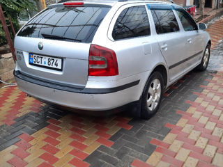 Skoda Octavia foto 4