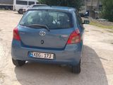 Toyota Yaris foto 9