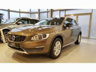 Volvo V60 foto 1