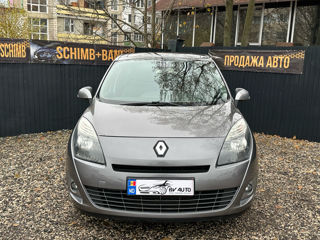 Renault Grand Scenic foto 2