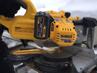 Ferestrau Circular Cu Acumulator Dewalt Dcs777N foto 4