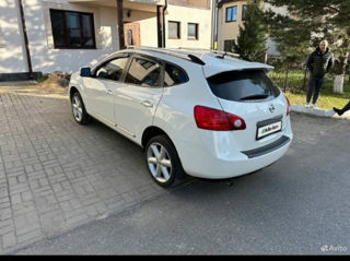 Nissan Rogue foto 9