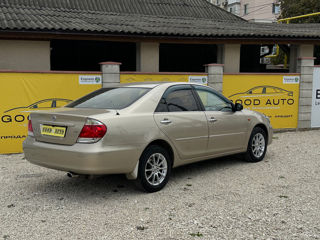 Toyota Camry foto 3