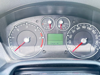 Ford Fusion фото 16