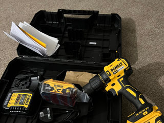 Dewalt dcd778