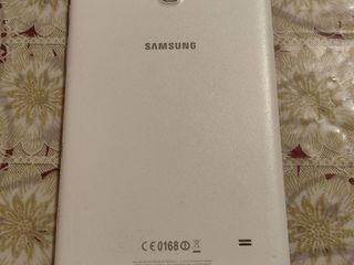 Samsung Galaxy Tab 4 фото 2