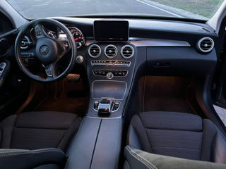 Mercedes C-Class foto 8