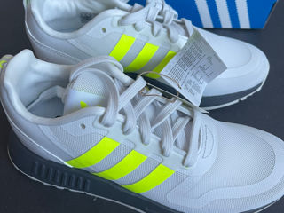 Adidasi
