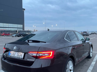 Skoda Superb foto 4