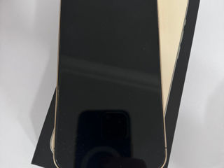 iPhone 13 Pro Max gold foto 2