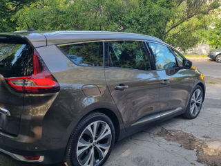 Renault Grand Scenic foto 2