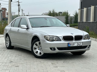 BMW 7 Series foto 3