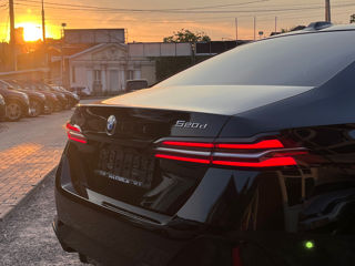 BMW 5 Series foto 6