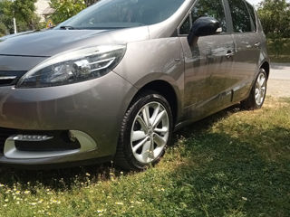 Renault Scenic фото 3