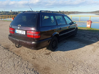 Volkswagen Passat foto 2