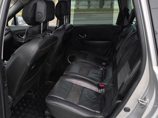 Renault Grand Scenic foto 13