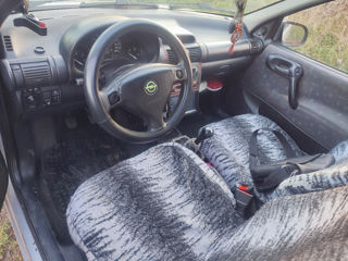 Opel Corsa foto 8