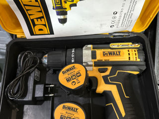 Шуруповерт ударный DeWALT 12V foto 5