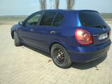 Nissan Almera foto 3