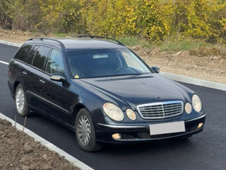 Mercedes E-Class foto 3