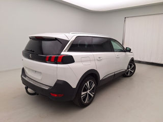 Peugeot 5008 foto 3