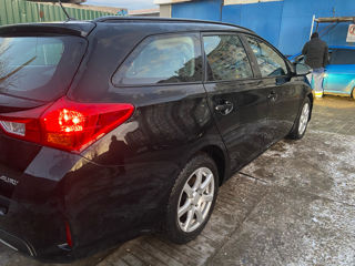 Toyota Auris foto 5