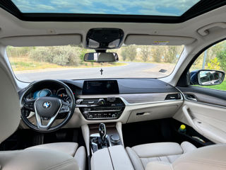 BMW 5 Series foto 4