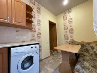 Apartament cu 1 cameră, 48 m², Centru, Chișinău foto 5