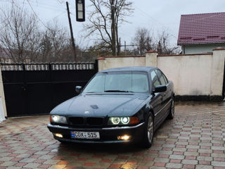 BMW 7 Series foto 5