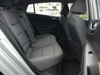 Hyundai IONIQ foto 8