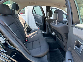 Mercedes E-Class фото 15