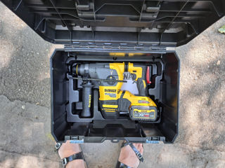 Dewalt dch333nt Абсолютно новый Две батарейки изря новые foto 3