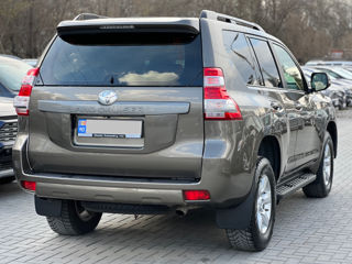 Toyota Land Cruiser Prado foto 3