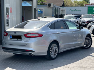 Ford Fusion foto 5