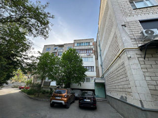 Apartament cu 1 cameră, 39 m², Sculeni, Chișinău