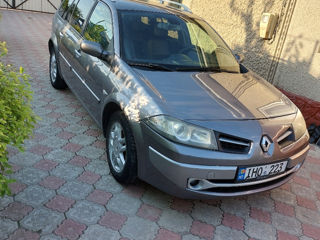 Renault Megane foto 1