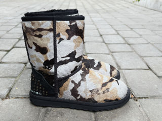 UGG Rowland Boots. Размер 37. Оригинал. В отличном состоянии. foto 6