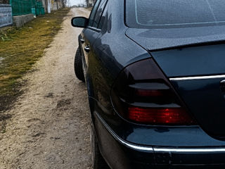 Mercedes E-Class foto 10