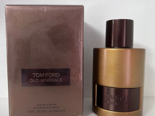 Oud Minrale Tom Ford foto 1