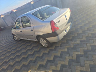 Dacia Logan foto 5